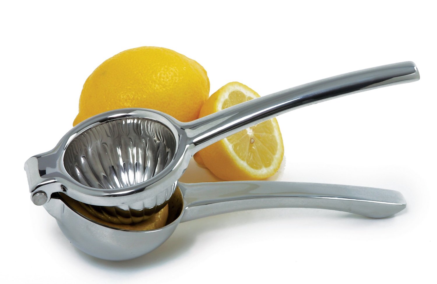 Lemon Squeezer - www.SweetDashofSass.com