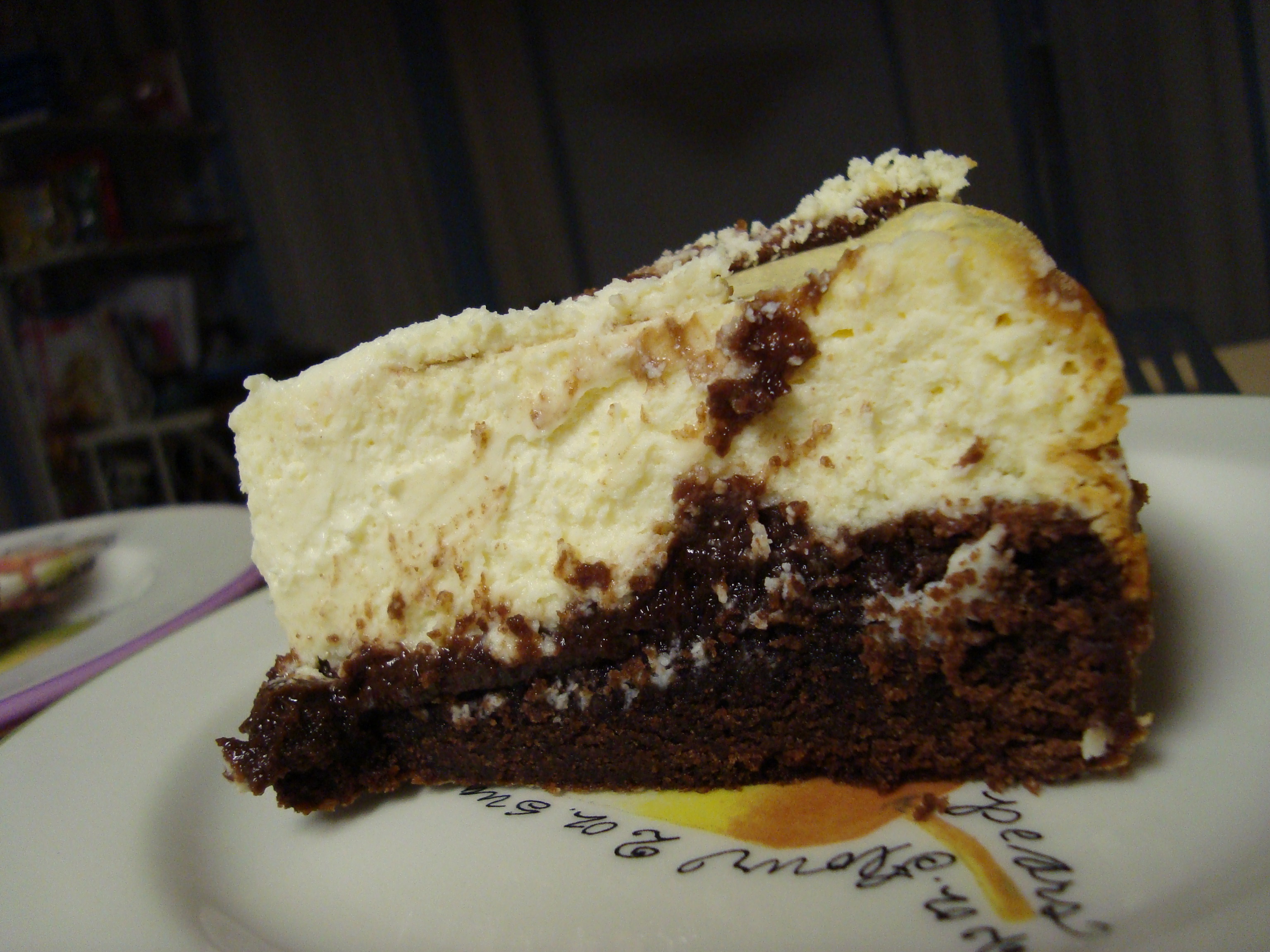Brownie Bottom Cheesecake - www.SweetDashofSass.com
