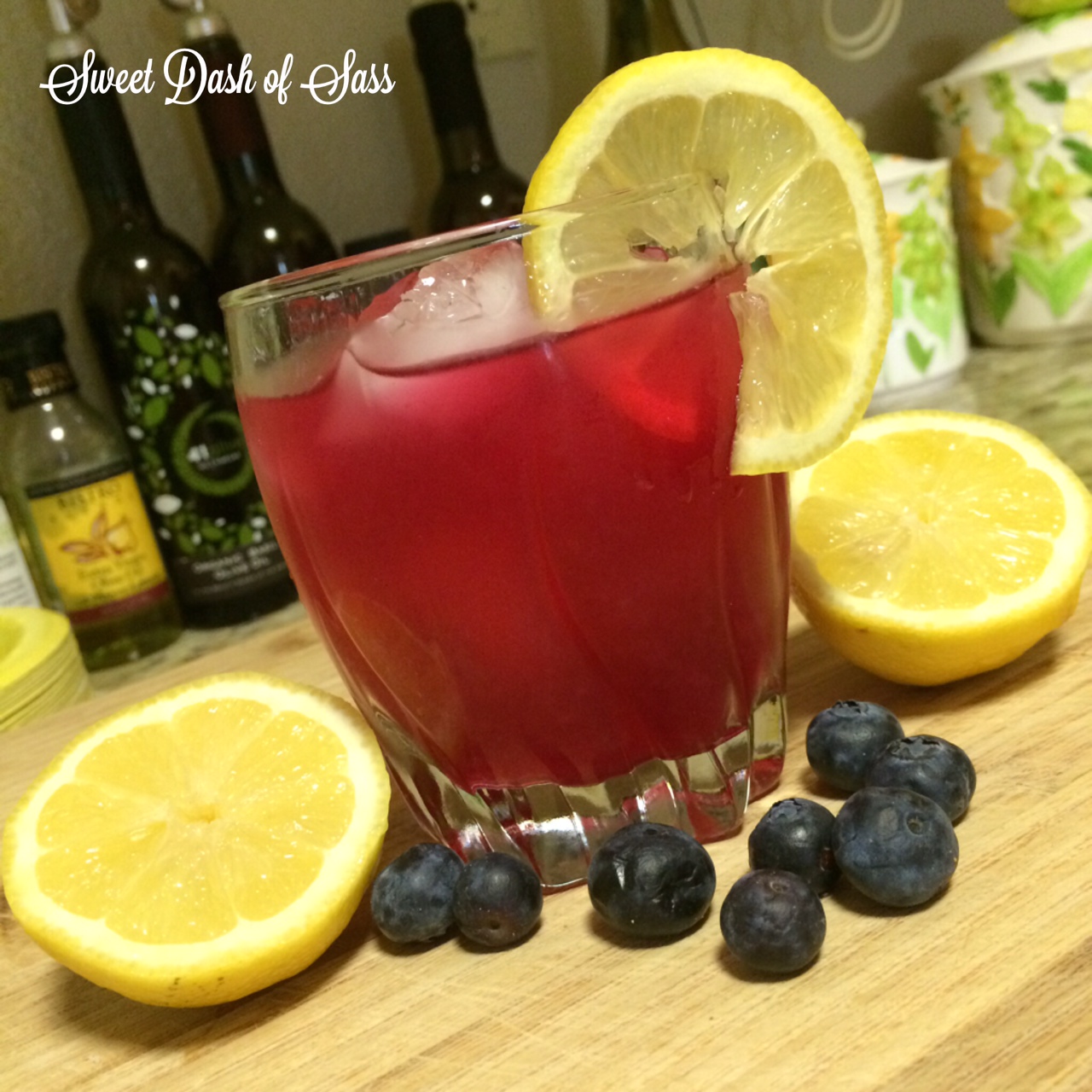 Blueberry Lemonade - www.SweetDashofSass.com  -- Oh my goodness, so delish!