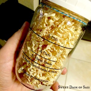 Peanut Butter Overnight Oats Jar - www.SweetDashofSass.com